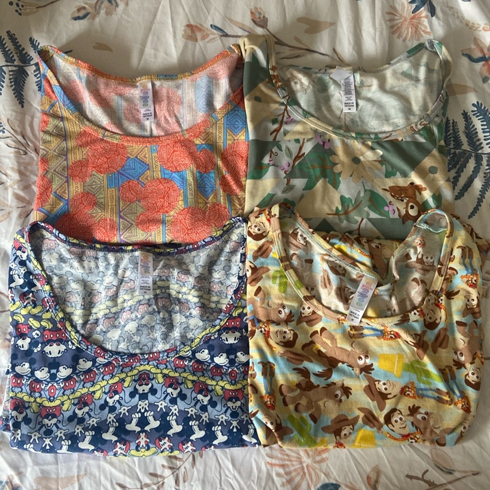 Disney shirt lot size medium : Mickey, Minnie, Toy Story, Bambi